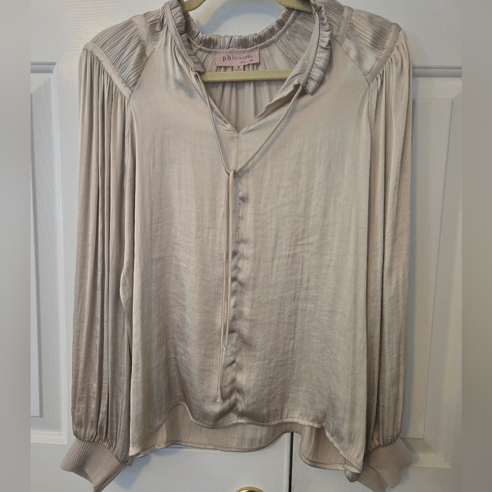 Philosophy Women's Satin Cream Blouse Ruffle Collar Pleated Tie Neck Size M